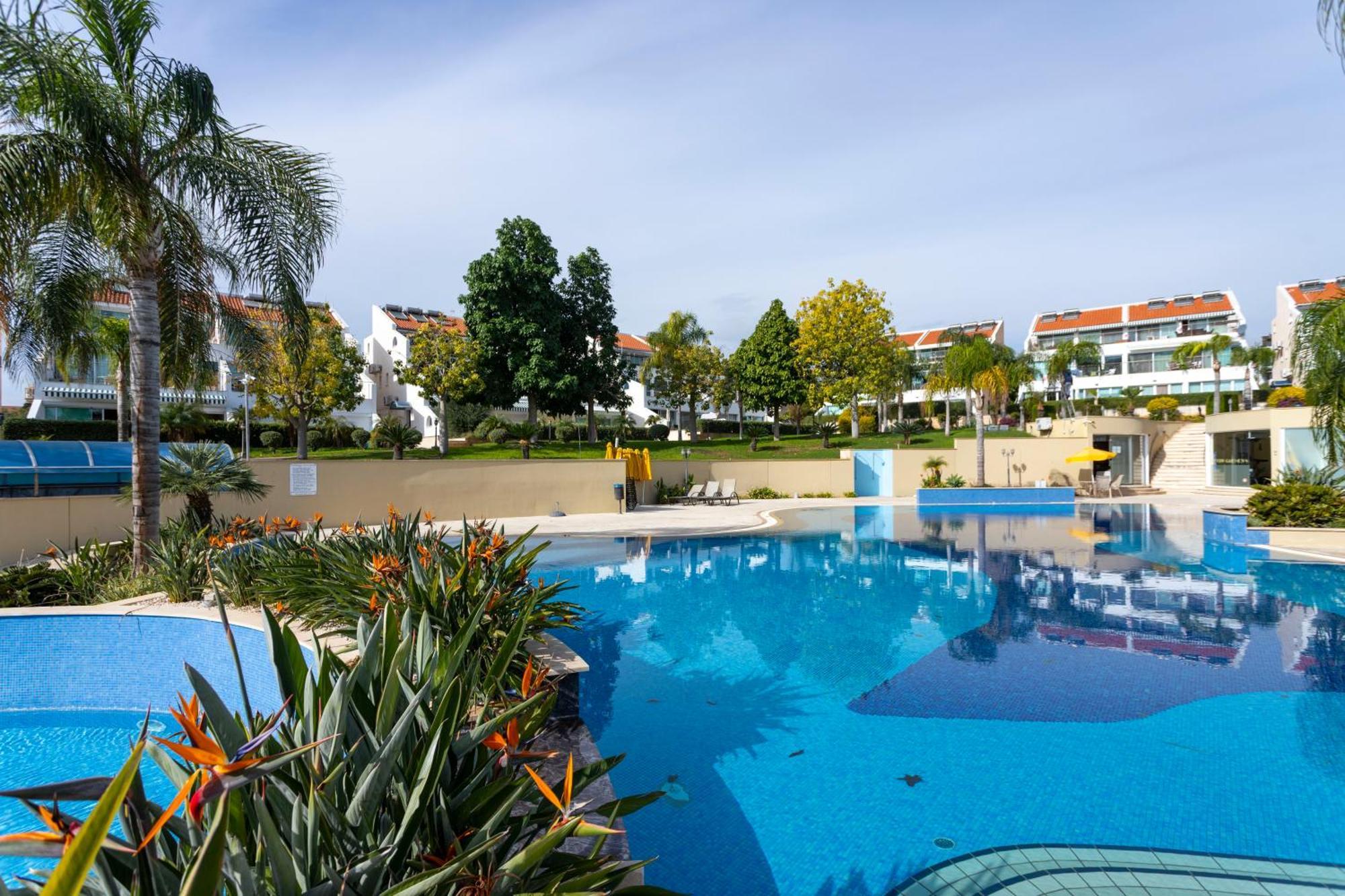 Bay View Gardens By Trulycyprus Apartament