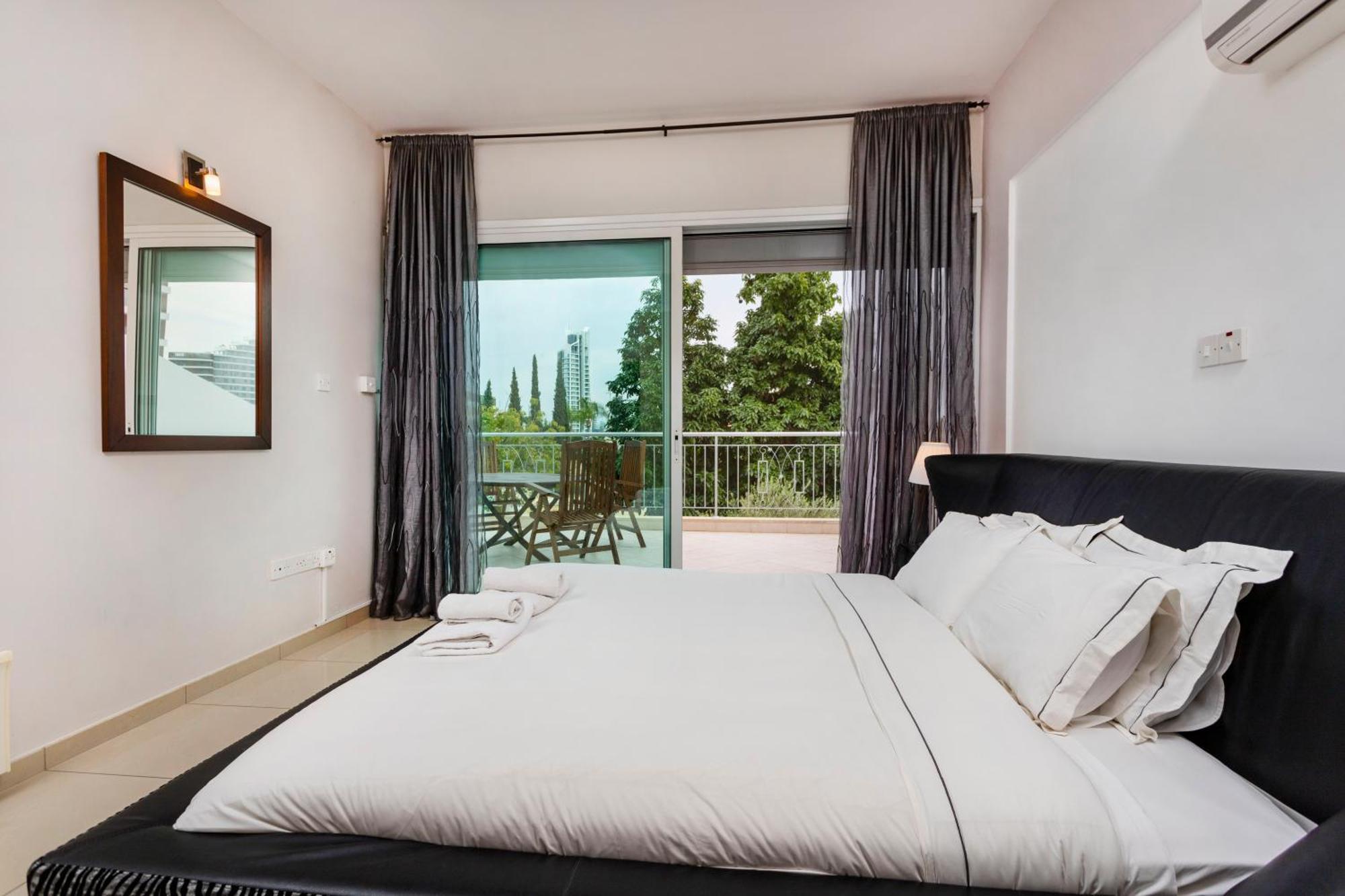 Apartament Bay View Gardens By Trulycyprus *