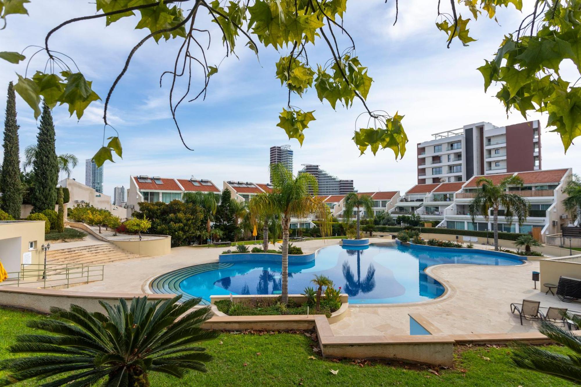 Bay View Gardens By Trulycyprus Apartament *