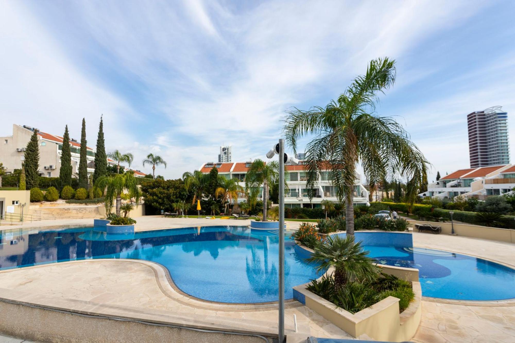 Bay View Gardens By Trulycyprus Apartament *